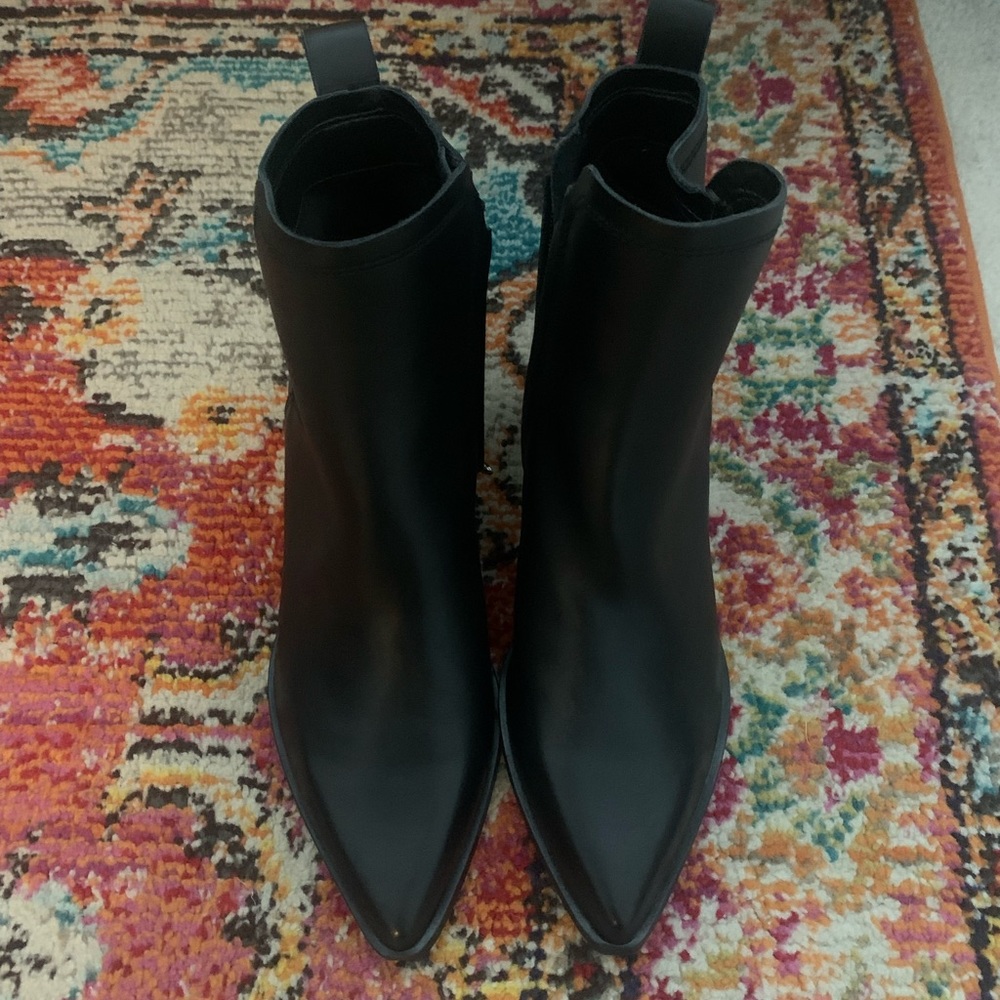 Dolce vita booties